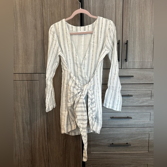 *****SOLD***** L’Academie Meadow Mini Dress in White Stripe - Picture 4 of 11